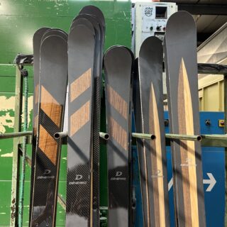 les skis dénériaz
