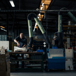 Navailles - atelier de fabrication de fauteuils et chaises de bureau