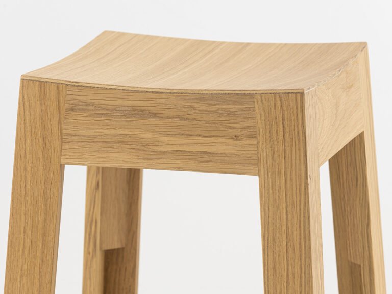 Delavelle - Petit Tabouret en Bois de Chêne - Mini Wak