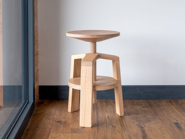 Delavelle - Tabourets à vis en bois - Clock en chêne 40-55 et 55-70 cm