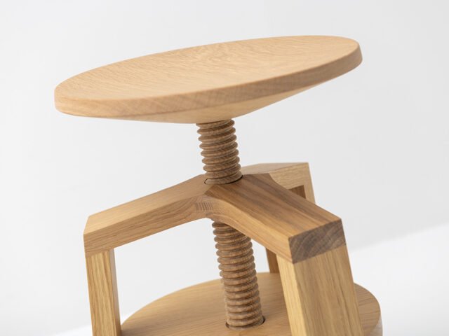 Delavelle - Tabourets à vis en bois - Clock en chêne 40-55 et 55-70 cm