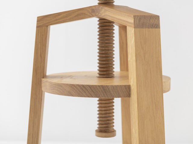 Delavelle - Tabourets à vis en bois - Clock en chêne 40-55 et 55-70 cm