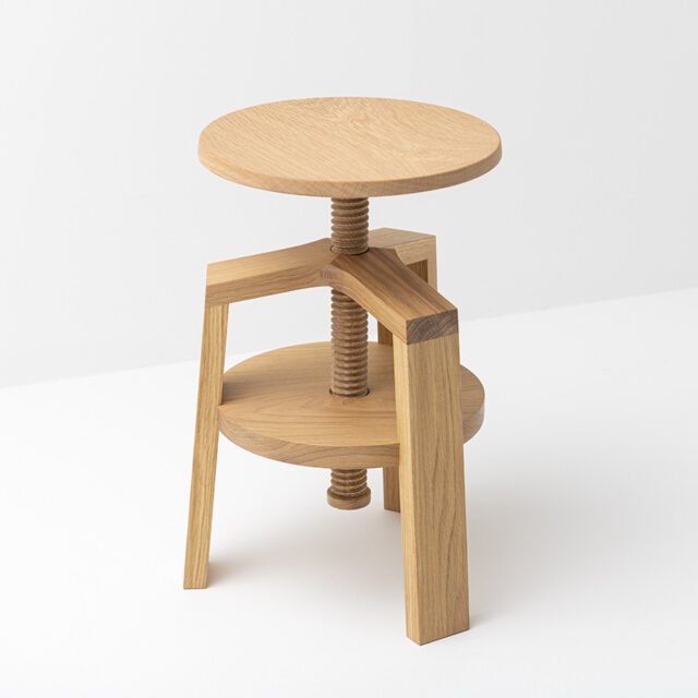 Delavelle - Tabourets à vis en bois - Clock en chêne 40-55 et 55-70 cm