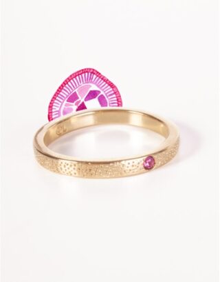 Bague La Souriante – Or et Saphir par la marque Céline Lareynie Joaillerie Éthique Céline Lareynie Joaillerie Éthique - Bague La Souriante – Or et Saphir