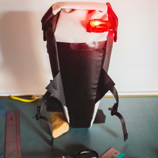 Sacoche selle bikepacking Volcano • Atelier Velocidade - Sacoches et bagagerie pour vélo