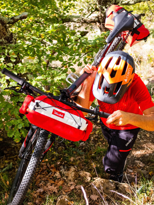 Sacoche bikepacking de guidon Grizzli • Atelier Velocidade - Sacoches et bagagerie pour vélo