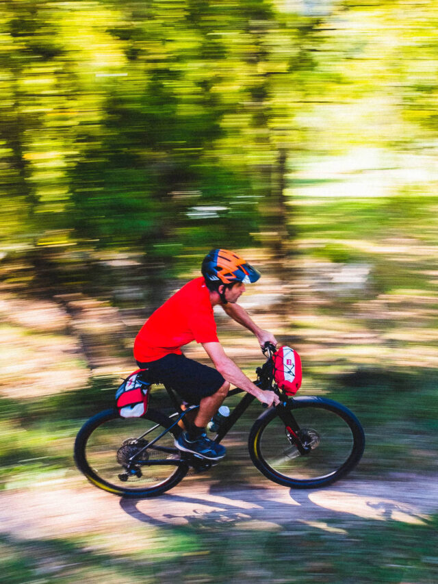 Sacoche bikepacking de guidon Grizzli • Atelier Velocidade - Sacoches et bagagerie pour vélo