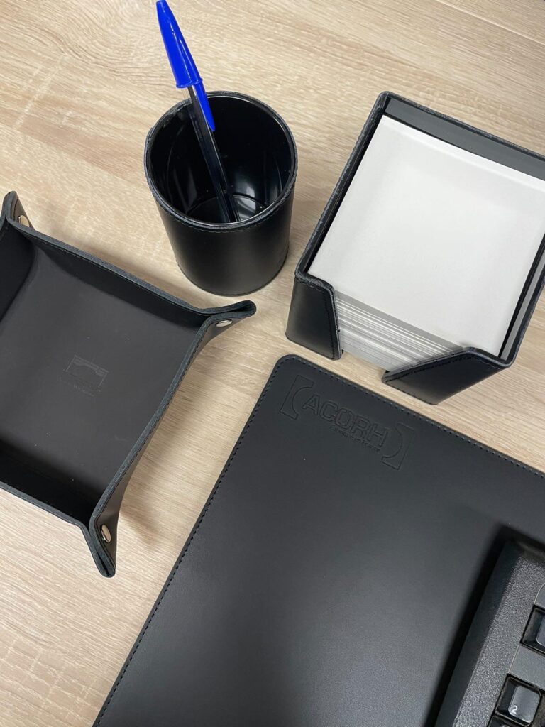 Lavoisier Maroquinier - accessoires en cuir de bureau