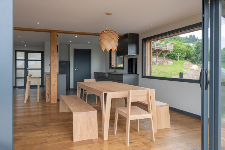 Delavelle - Chaise en Bois Massif éco-responsable - PilPil