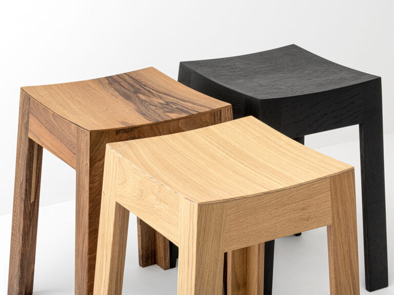 Delavelle - Petit Tabouret en Bois de Chêne - Mini Wak