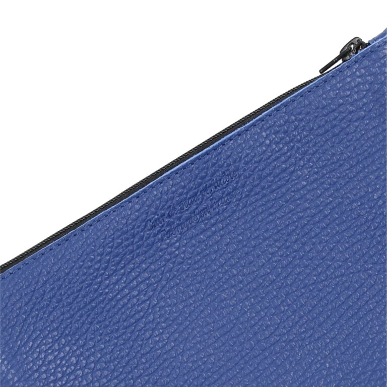 JULES & JENN - Pochette en cuir grainé upcyclé bleu