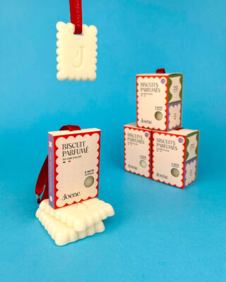 Le biscuit parfumé, un délicat objet décoratif en cire d'olive Le biscuit parfumé, un délicat objet décoratif en cire d'olive