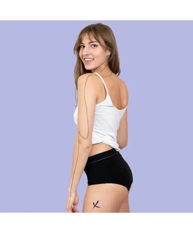 Shorty Menstruel – Flux Moyen par la marque Direct & Culottée Direct & Culottée - Shorty Menstruel – Flux Moyen
