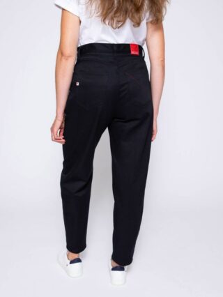 1083 - Jeans ballon 218h taille haute