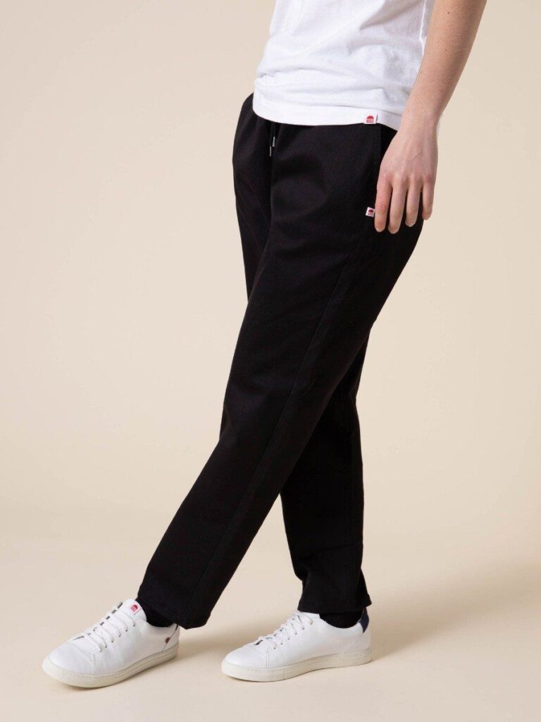1083 - JOGGJEANS CAROTTE 222N coton bio microdenim doubleflex uni noir