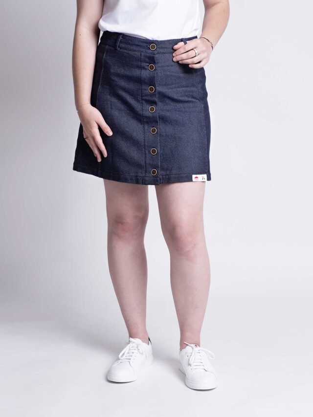 1083 - JUPE JEAN trapeze boutons 292H les hirondelles surcyclee