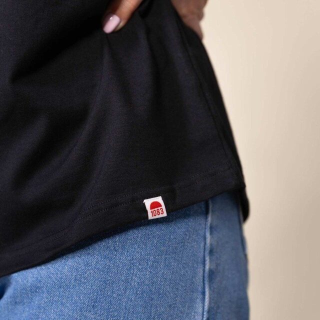 1083 - T-SHIRT AJUSTE 406 UNI coton bio noir Femme