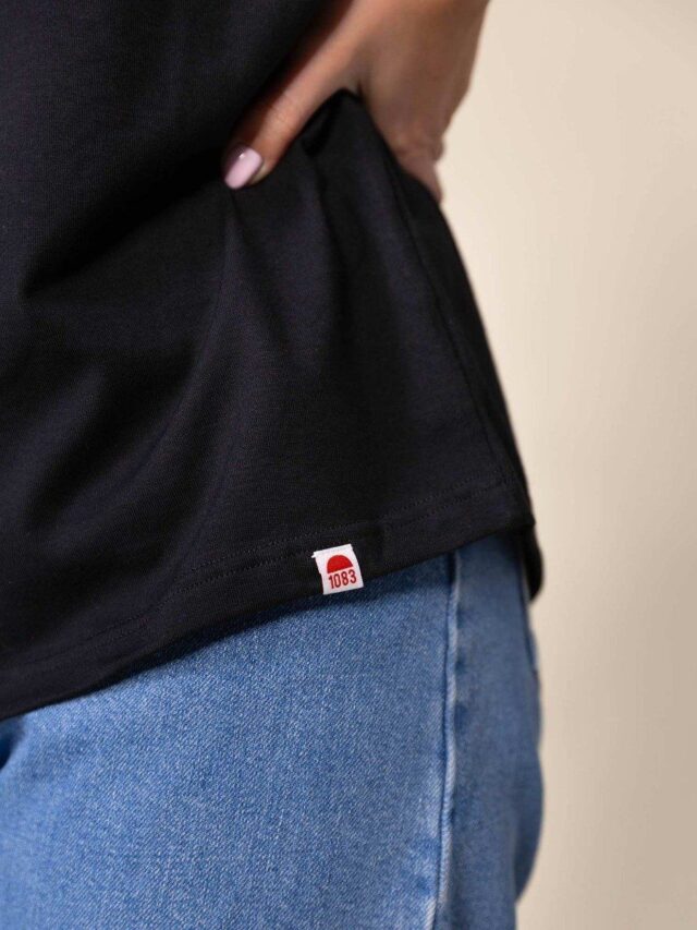 1083 - T-SHIRT AJUSTE 406 UNI coton bio noir Femme