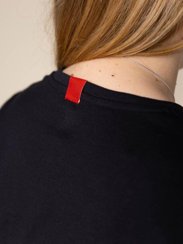 1083 - T-SHIRT AJUSTE 406 UNI coton bio noir Femme