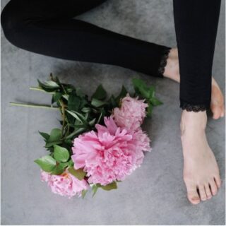 Legging noir dentelle par la marque Matins d’avril Matins d’avril - Legging noir dentelle