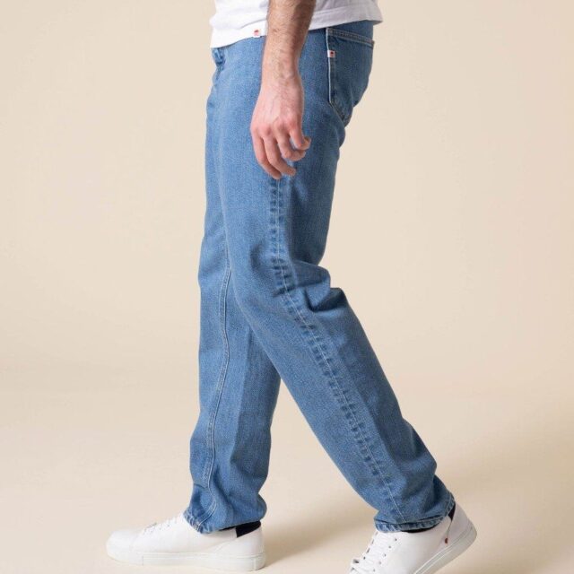 1083 - JEANS DROIT 101N DELAVE coton bio superdenim indigo clair Homme