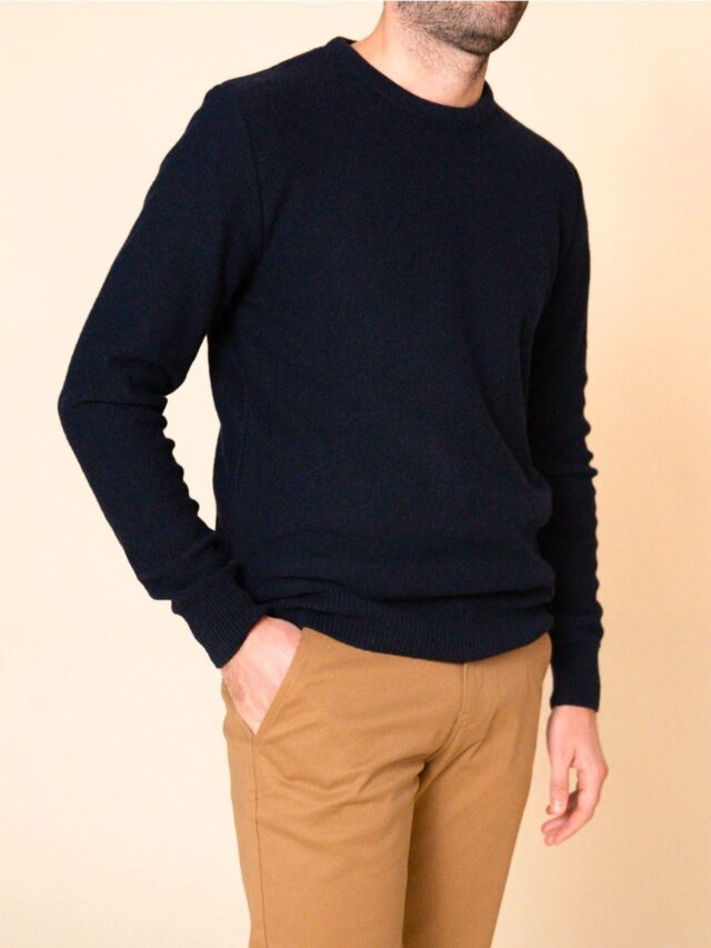 1083 - PULL UNI BLEU 770 VOLONTAIRE laine recyclee Homme