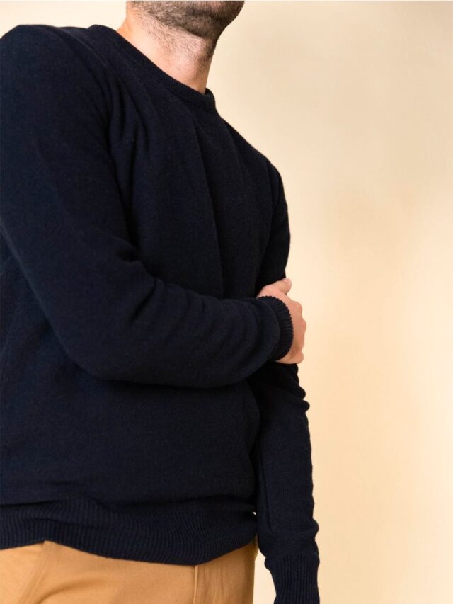 1083 - PULL UNI BLEU 770 VOLONTAIRE laine recyclee Homme