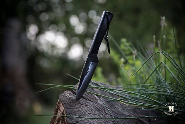 Couteaux Morta - Couteau fixe Brut de forge compact Sans Ivoire Sans Liseré Bleu Sans fourreau en cuir