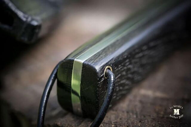 Couteaux Morta - Couteau fixe Brut de forge compact Sans Ivoire Sans Liseré Bleu Sans fourreau en cuir