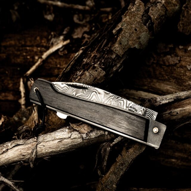 Couteaux Morta - Couteau Morta à pompe arrière damas Sans Ivoire Sans Fourreau clip