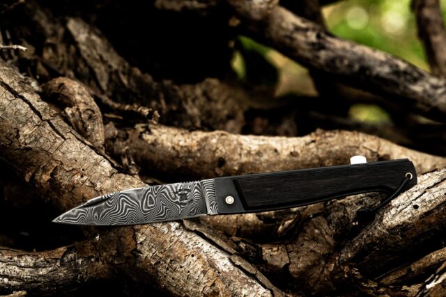 Couteaux Morta - Couteau Morta à pompe arrière damas Sans Ivoire Sans Fourreau clip