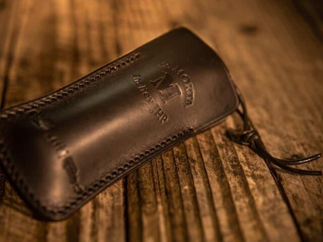 Couteaux Morta - Couteau Morta à pompe arrière damas - Sans Ivoire - Avec Fourreau clip