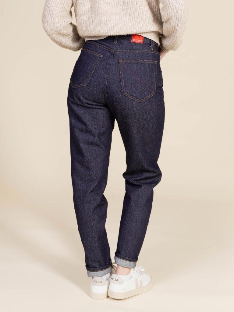 1083 - JEANS 2ND CHOIX MOM 208H 100 % coton bio superdenim indigo brut