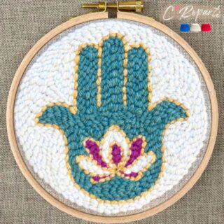 Kit Punch Needle 1 Motif Main Lotus par la marque C’Reparti C’Reparti - Kit Punch Needle 1 Motif Main Lotus