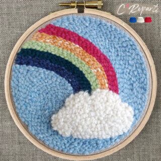 Kit Punch Needle 1 Motif Babel l'Arc-en-Ciel par la marque C’Reparti C’Reparti - Kit Punch Needle 1 Motif Babel l'Arc-en-Ciel