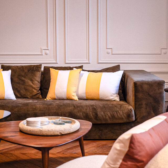 Dejorine - Housse de coussin Clava Écrin d'ambre