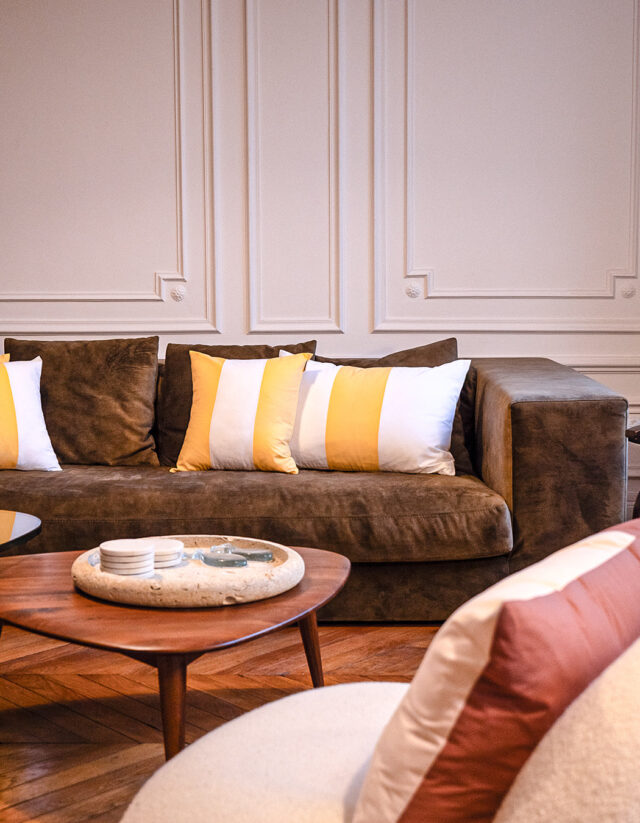 Dejorine - Housse de coussin Clava Écrin d'ambre