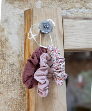 April et C - Trio de chouchous – Roses