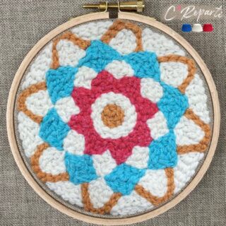 Kit Punch Needle 1 Motif Mantra le Mandala par la marque C’Reparti C’Reparti - Kit Punch Needle 1 Motif Mantra le Mandala