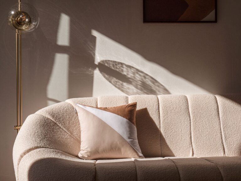 Dejorine - Housse de coussin Dagona Beige et Marron – 60x60cm