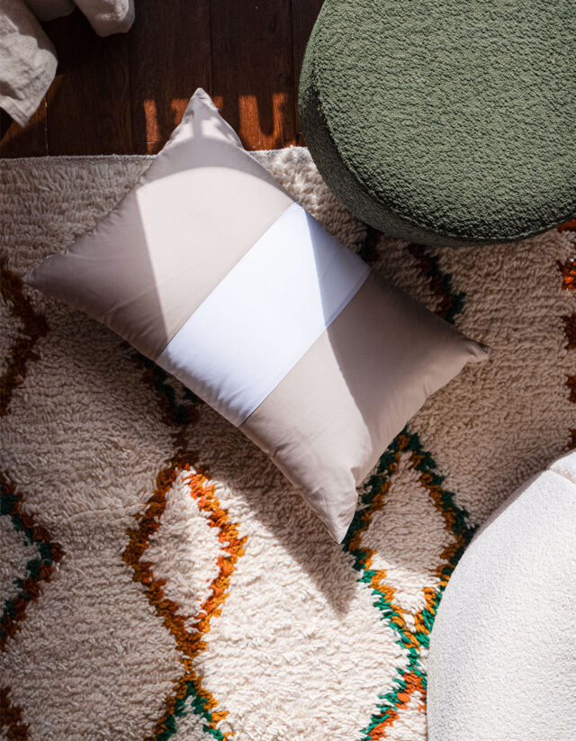 Dejorine - Housse de coussin Clava Perle des sables