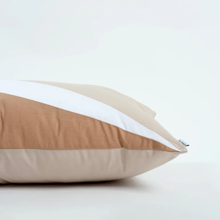 Dejorine - Housse de coussin Dagona Beige et Marron – 50x70cm