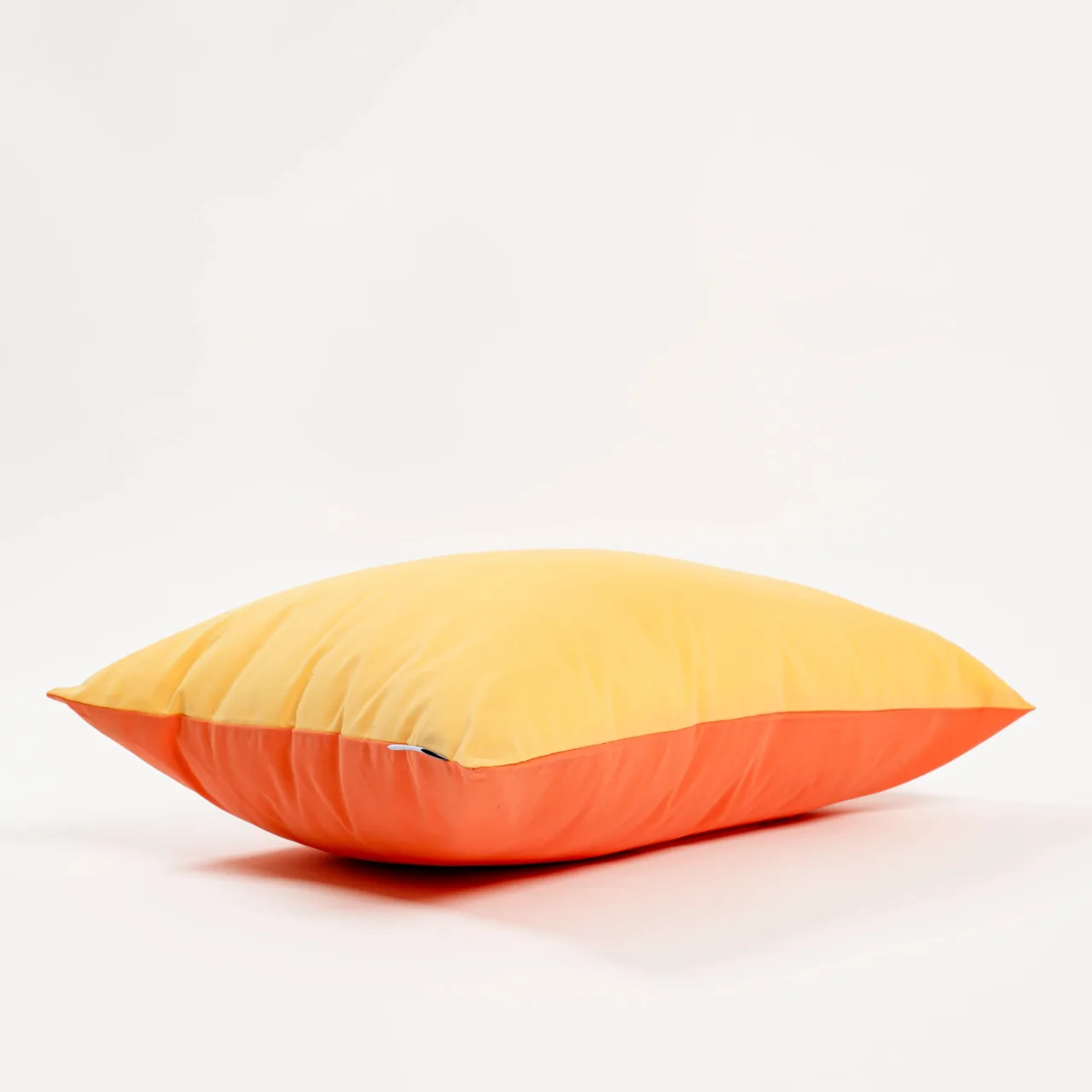 dejorine housse de coussin duo jaune orange rectangle packshot 1 Dejorine - Housse de coussin Duo Orange et Jaune – 50x70cm