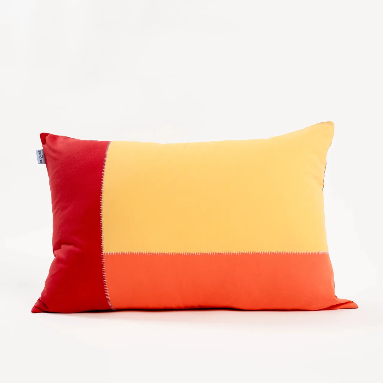 dejorine housse de coussin rouge orange jaune rectangulaire packshot 1 Dejorine - Housse de coussin Scala Carmen