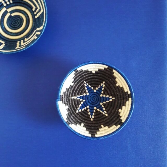 Fleur de Soleil - Nappe bleu roi enduite