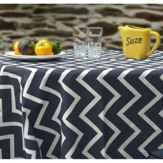 Fleur de Soleil - Nappe enduite Chevrons Noir Graphite