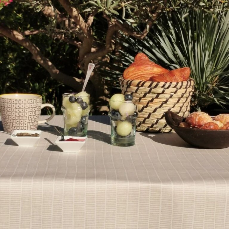 Fleur de Soleil - Nappe enduite ronde ou ovale Bambou Beige