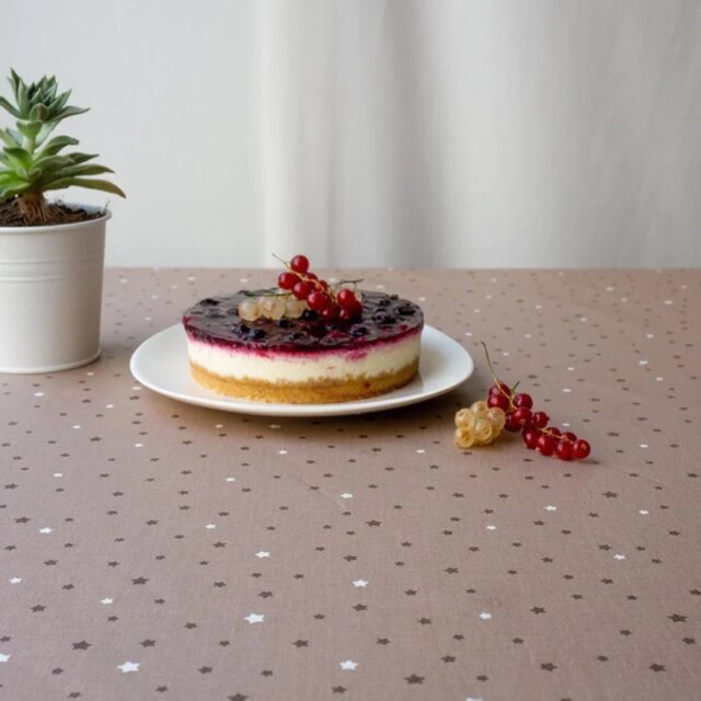 Fleur de Soleil - Nappe enduite ronde ou ovale Etoiles Taupe taupe