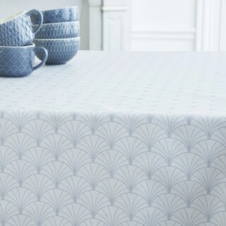 Nappe enduite ronde ou ovale Papyrus gris par la marque Fleur de Soleil Fleur de Soleil - Nappe enduite ronde ou ovale Papyrus gris