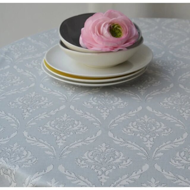 Fleur de Soleil - Nappe enduite ronde ou ovale Pompadour grise